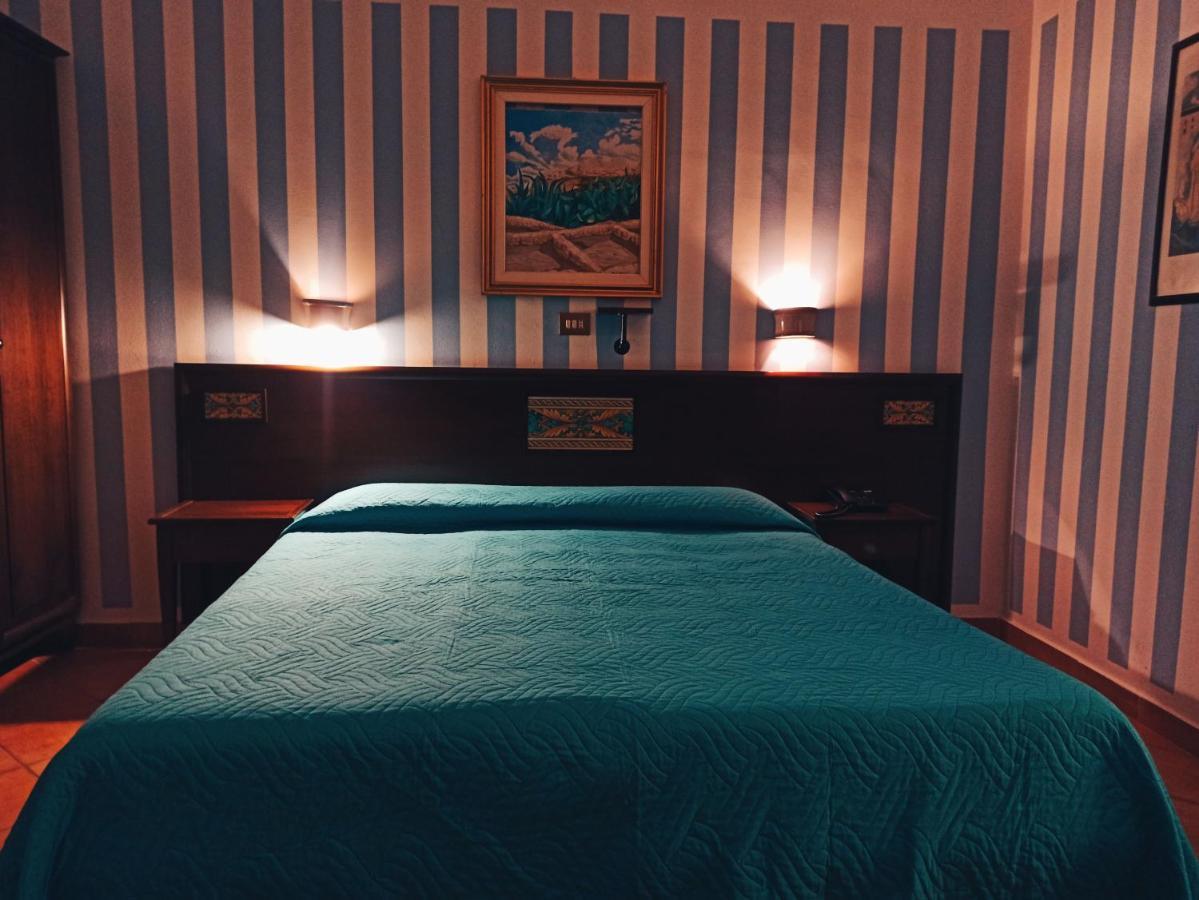 Hotel Plaza Caltanissetta Zewnętrze zdjęcie